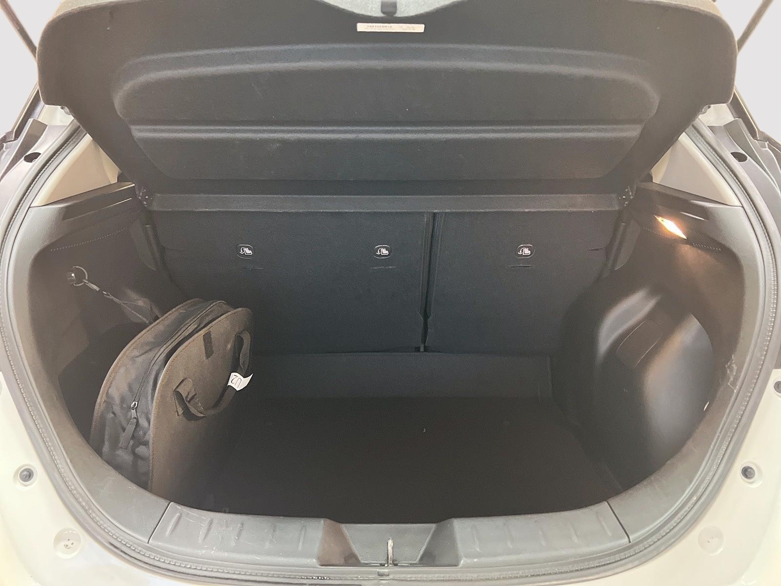 Nissan Leaf SV NAV 2024 - image #12