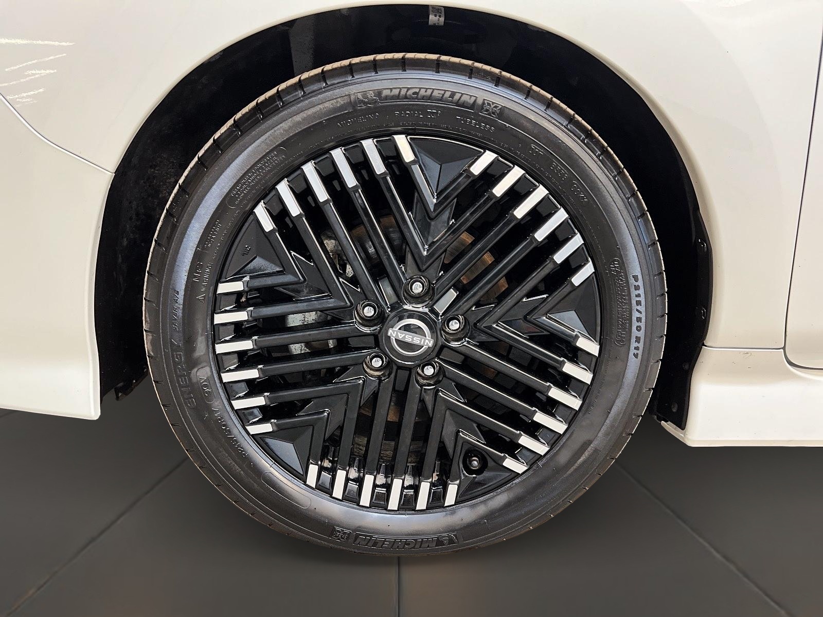 Nissan Leaf SV NAV 2024 - image #28