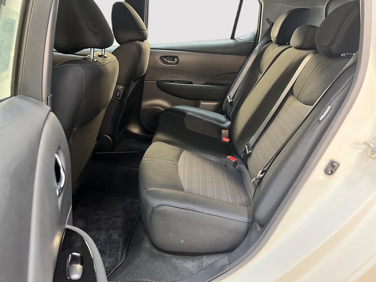 Nissan Leaf SV NAV 2024 - image #9