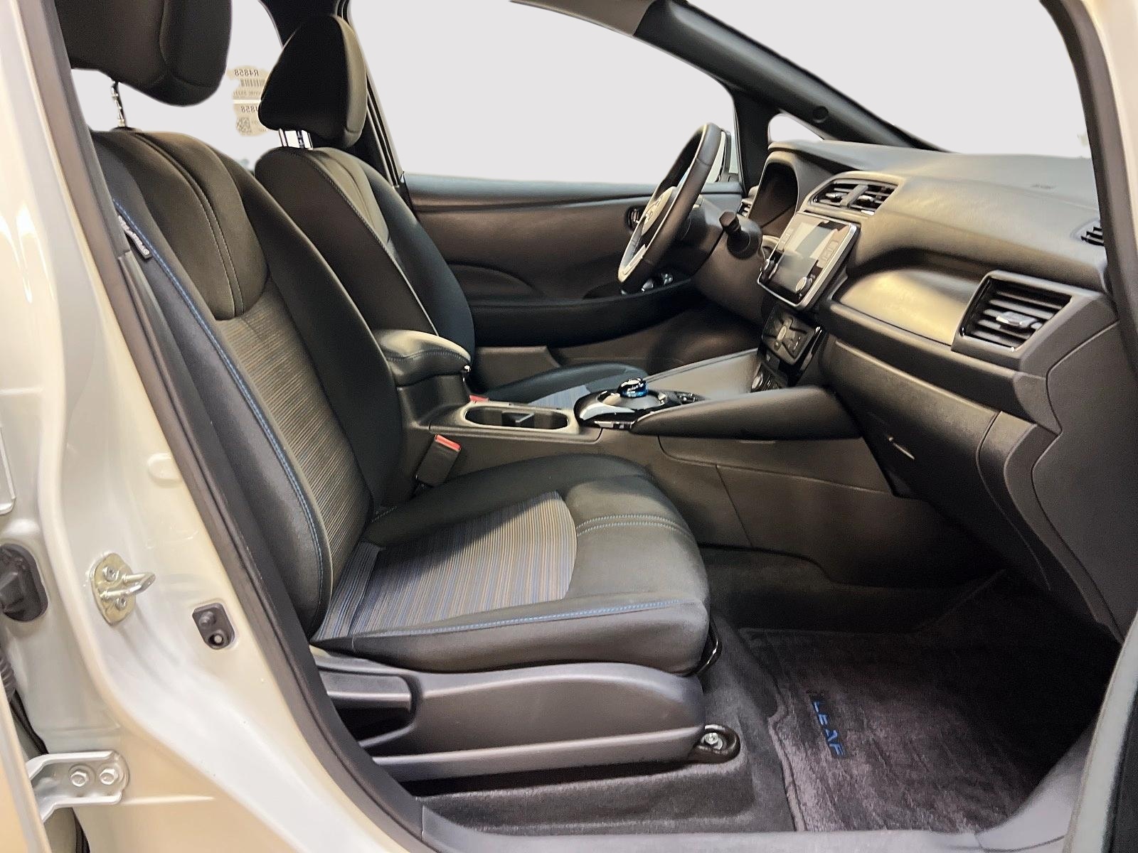 Nissan Leaf SV PLUS NAV 2024 - image #8