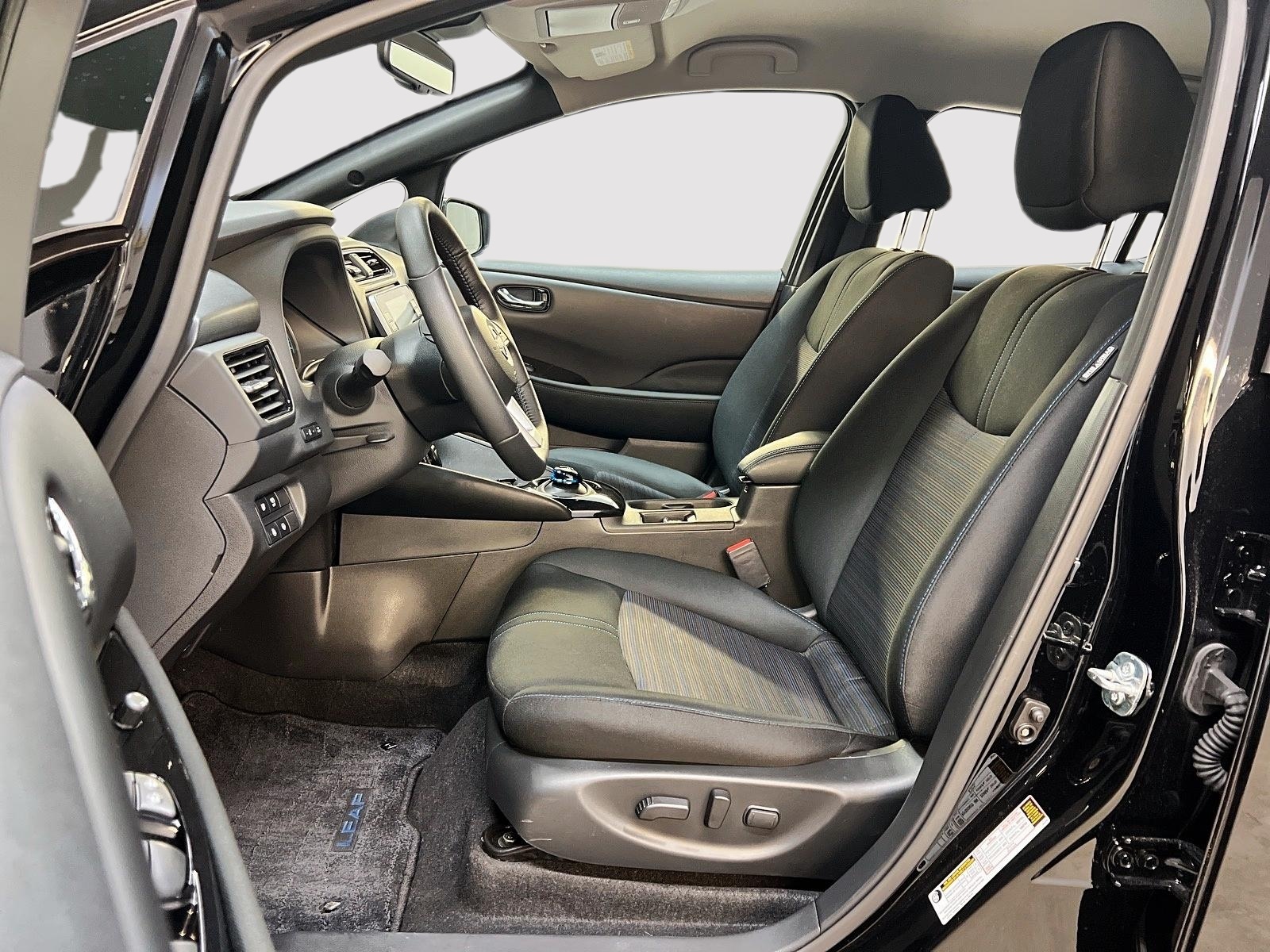 Nissan Leaf SV PLUS NAV 2025 - image #7