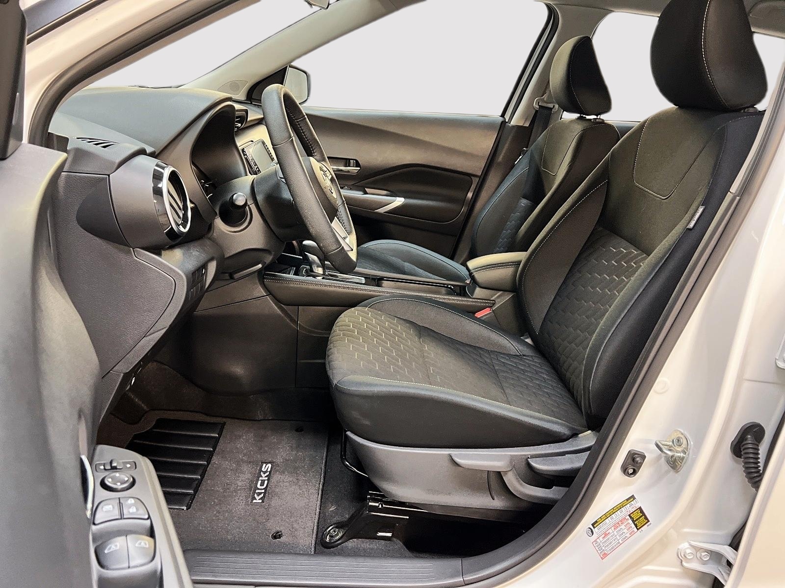 Nissan Kicks SV 2023 - image #7