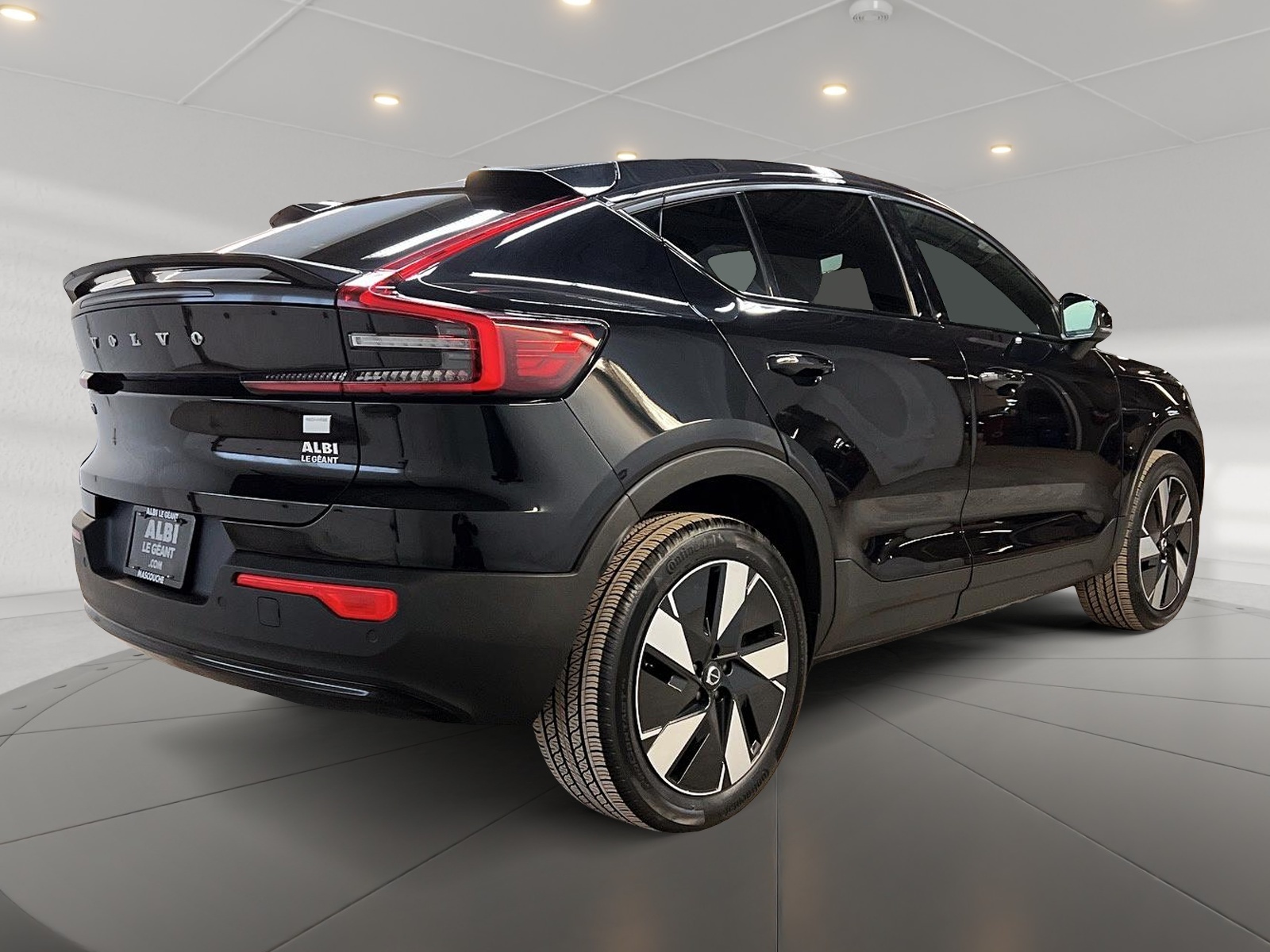 Volvo C40 RECHARGE CORE NAV 2024 - image #4