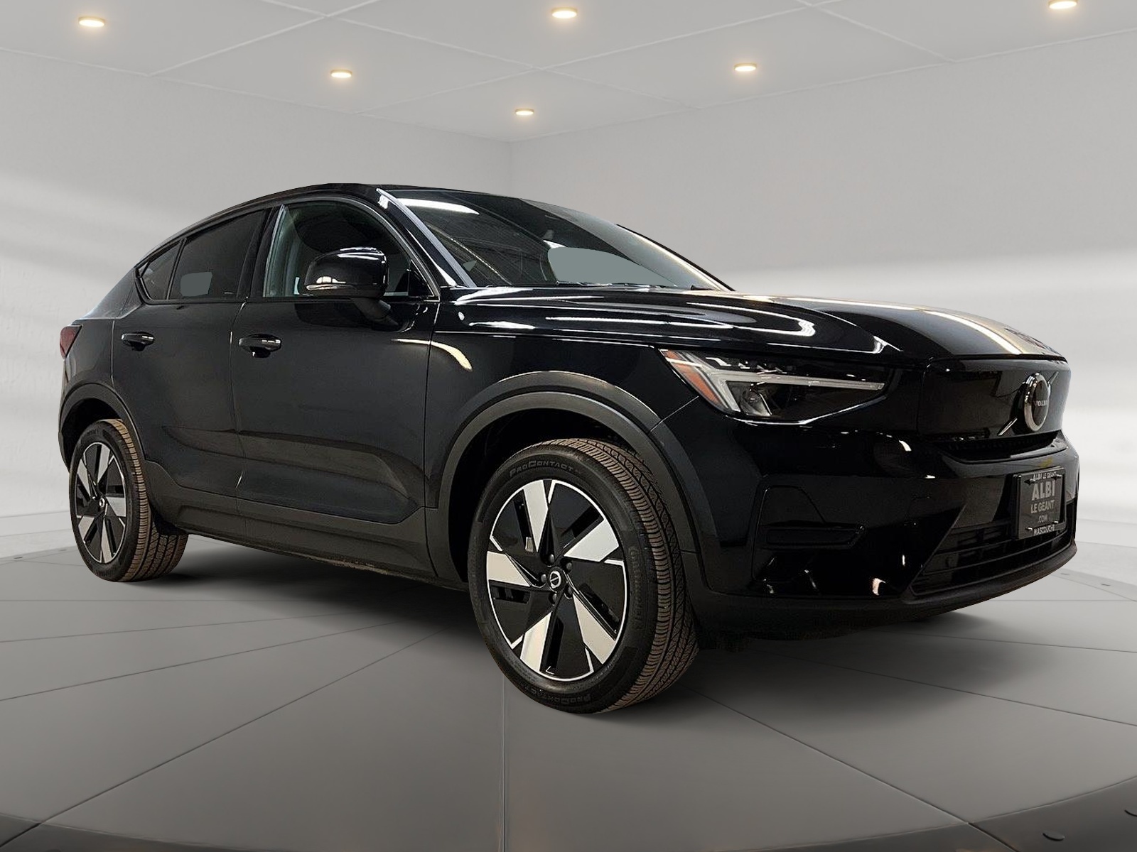 Volvo C40 RECHARGE CORE NAV 2024 - image #3