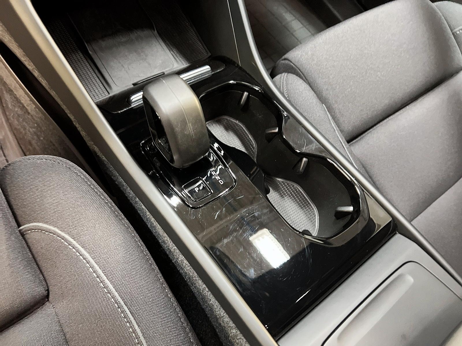 Volvo C40 RECHARGE CORE NAV 2024 - image #15