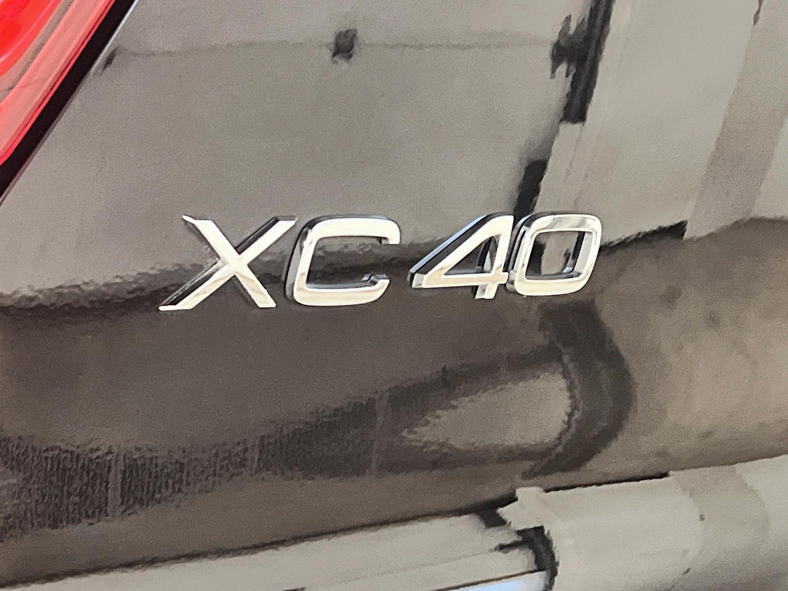 Volvo XC40 TWIN RECHARGE CORE NAV 4RM 2024 - image #25