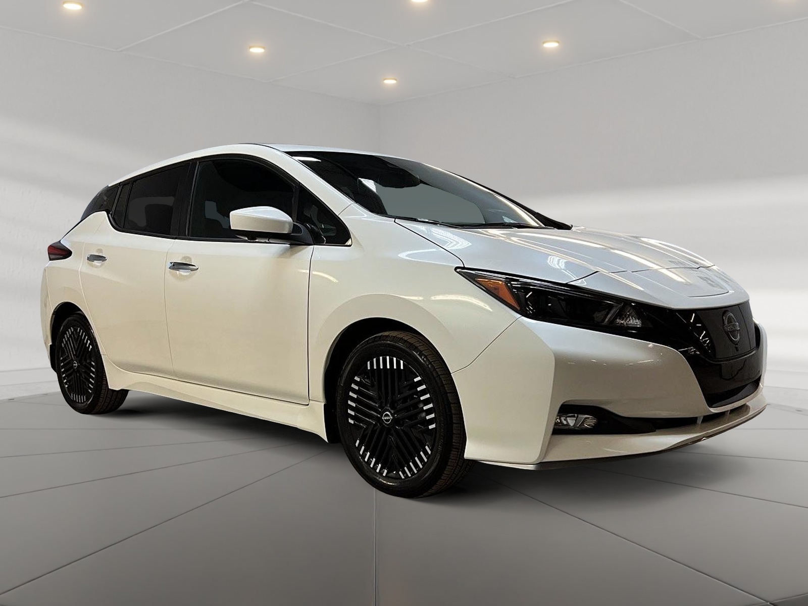 Nissan Leaf SV PLUS NAV 2023 - image #3
