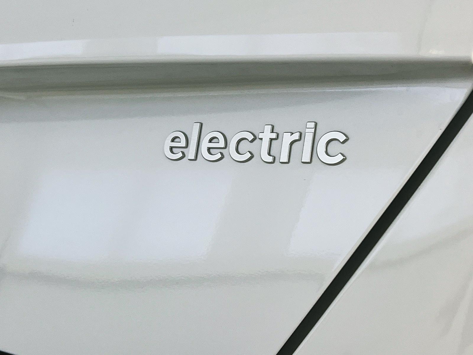Hyundai Kona EV PREFERRED NAV 2024 - image #26