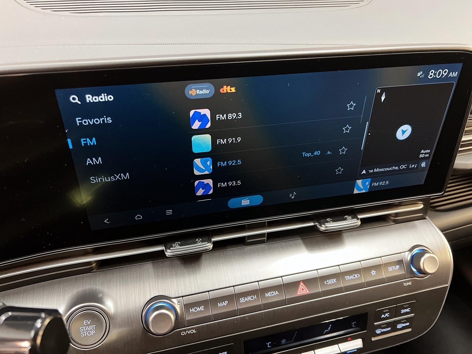 Hyundai Kona EV PREFERRED NAV 2024 - image #15