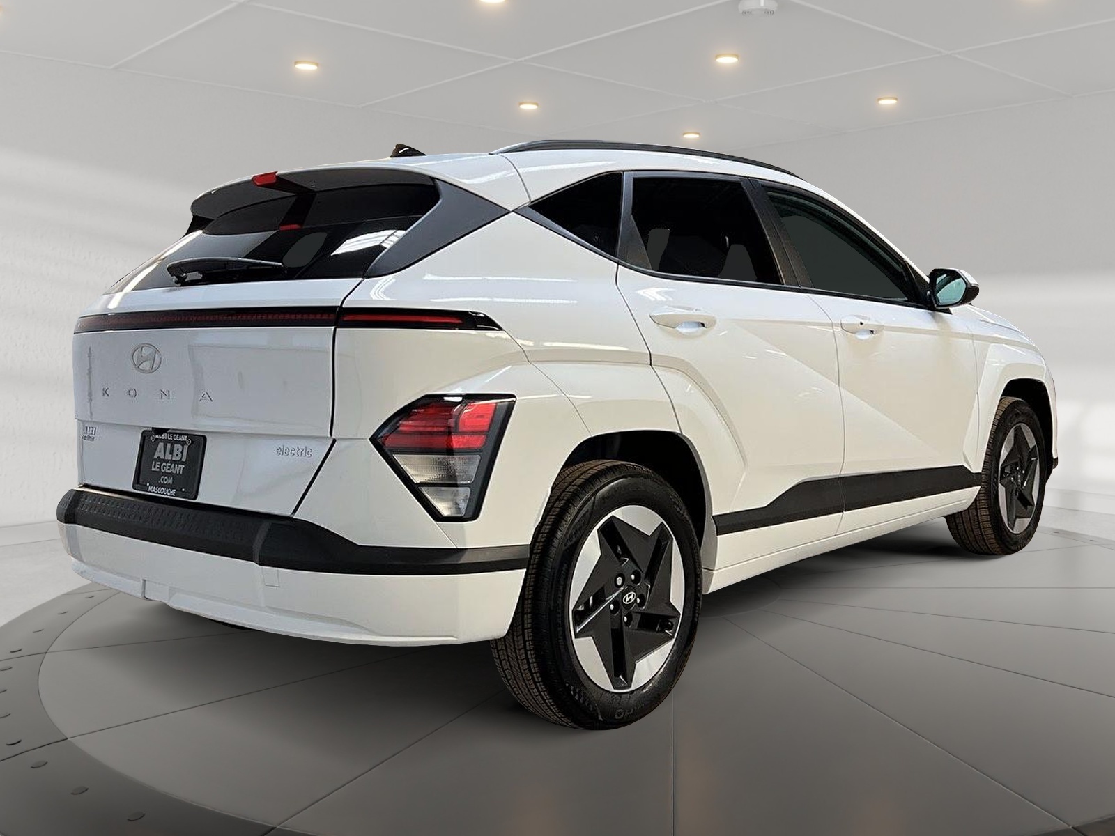Hyundai Kona EV PREFERRED NAV 2024 - image #4