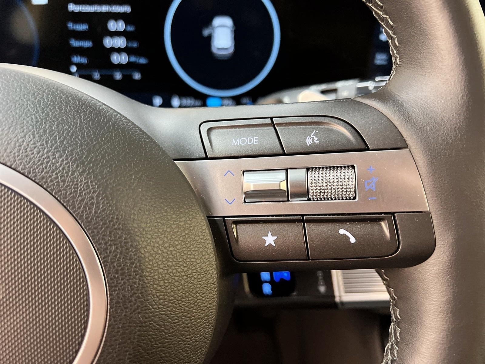 Hyundai Kona EV PREFERRED NAV 2024 - image #19