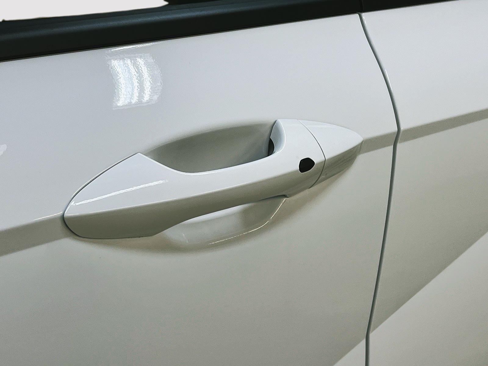 Hyundai Kona EV PREFERRED NAV 2024 - image #24