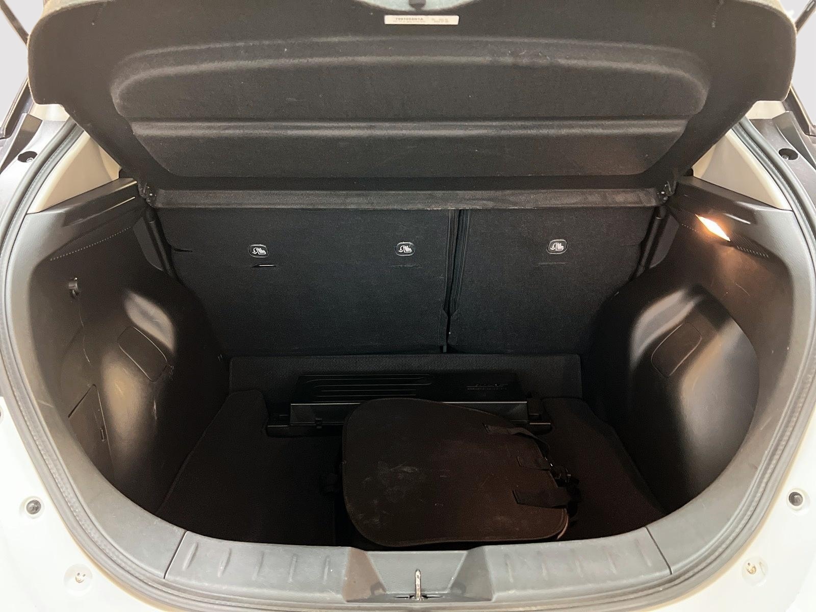 Nissan Leaf SL PLUS CUIR NAV 2023 - image #12