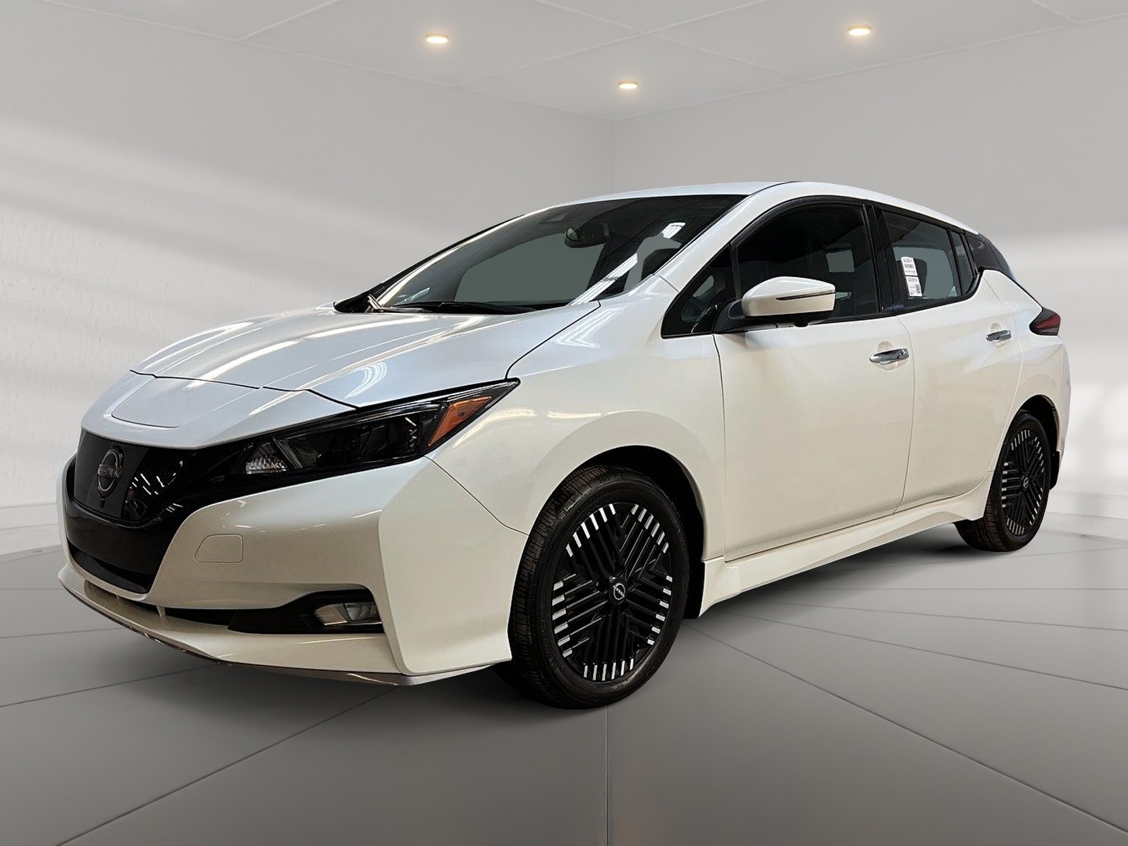 Nissan Leaf SL PLUS CUIR NAV 2023 - image #1
