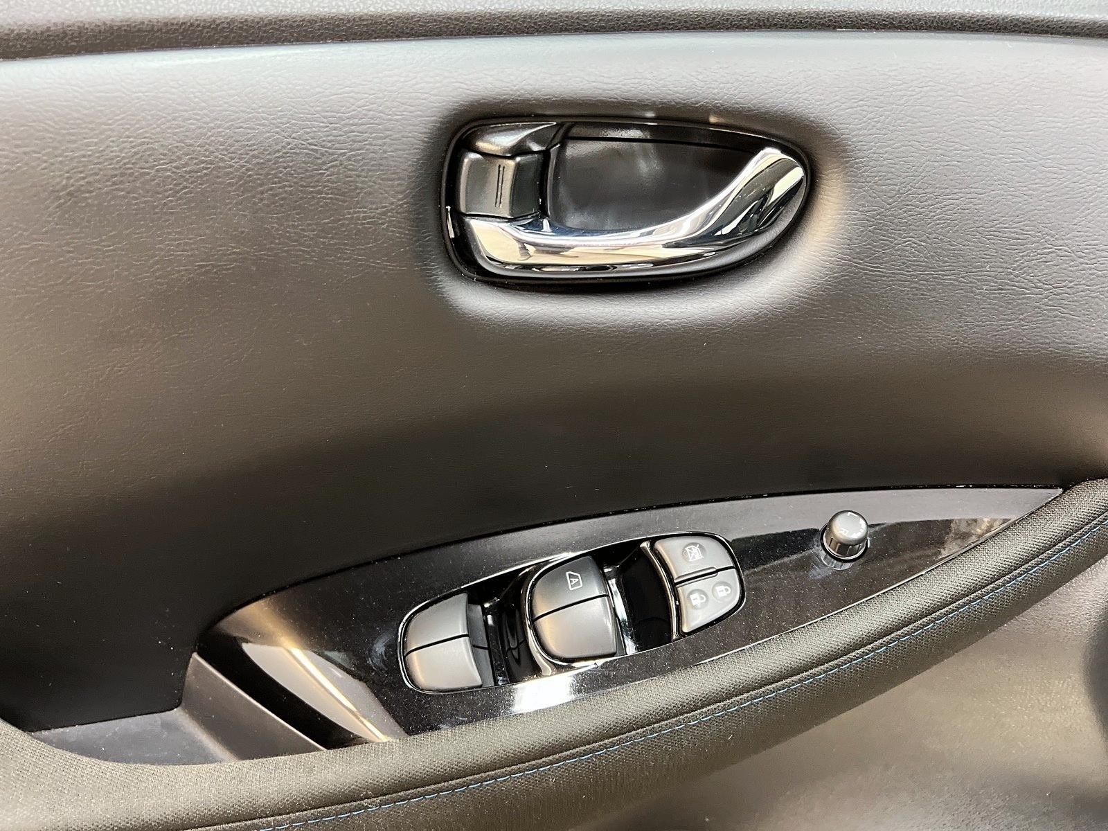 Nissan Leaf SV NAV 2024 - image #22