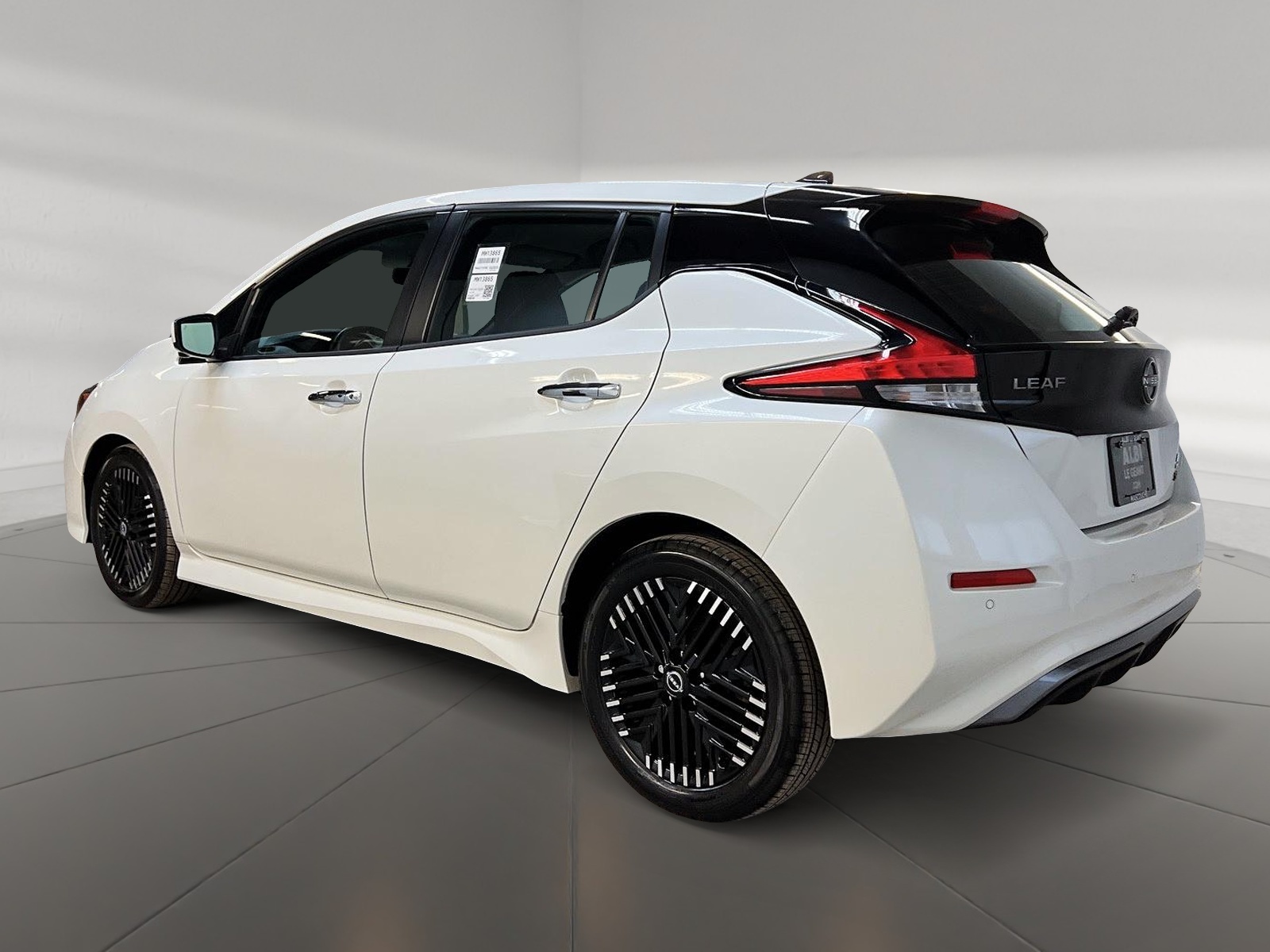 Nissan Leaf SV NAV 2024 - image #6