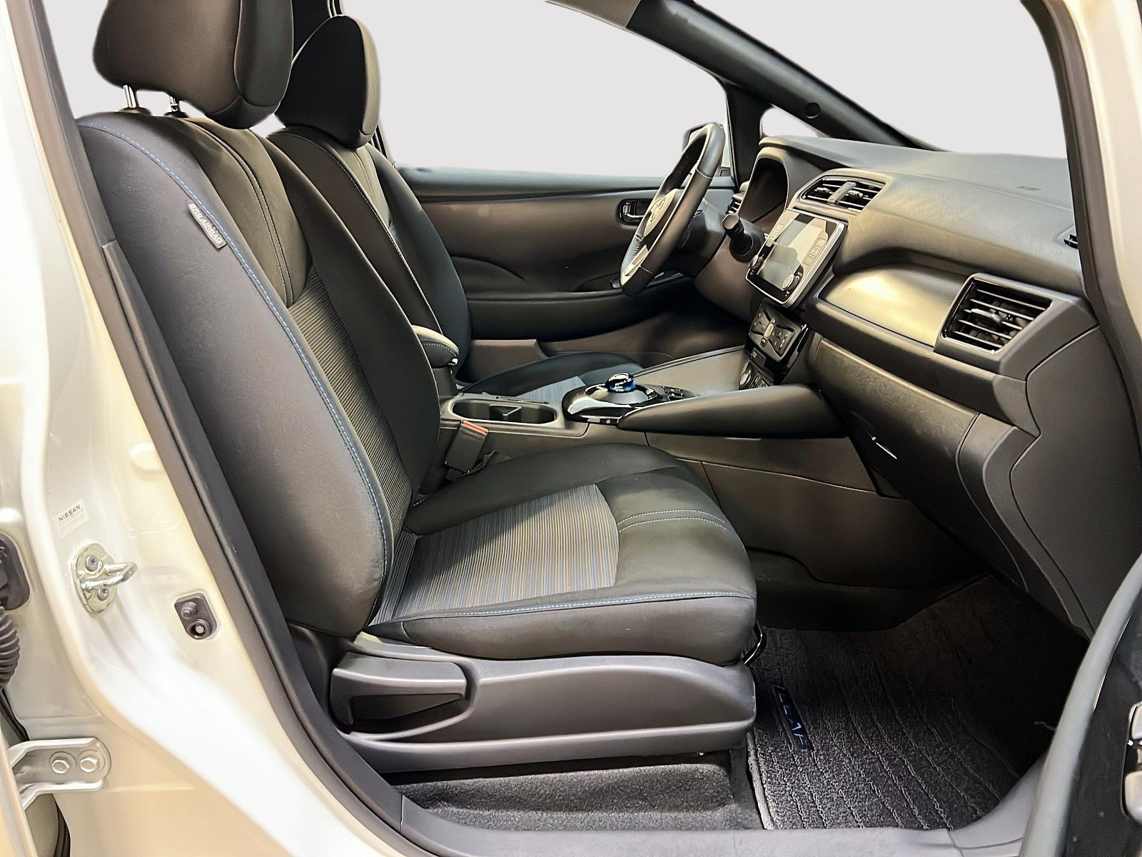 Nissan Leaf SV PLUS NAV 2023 - image #8