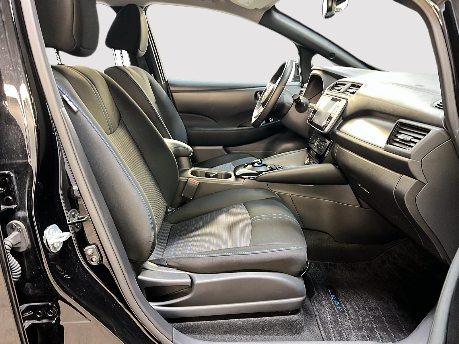 Nissan Leaf SV PLUS NAV 2024 - image #8