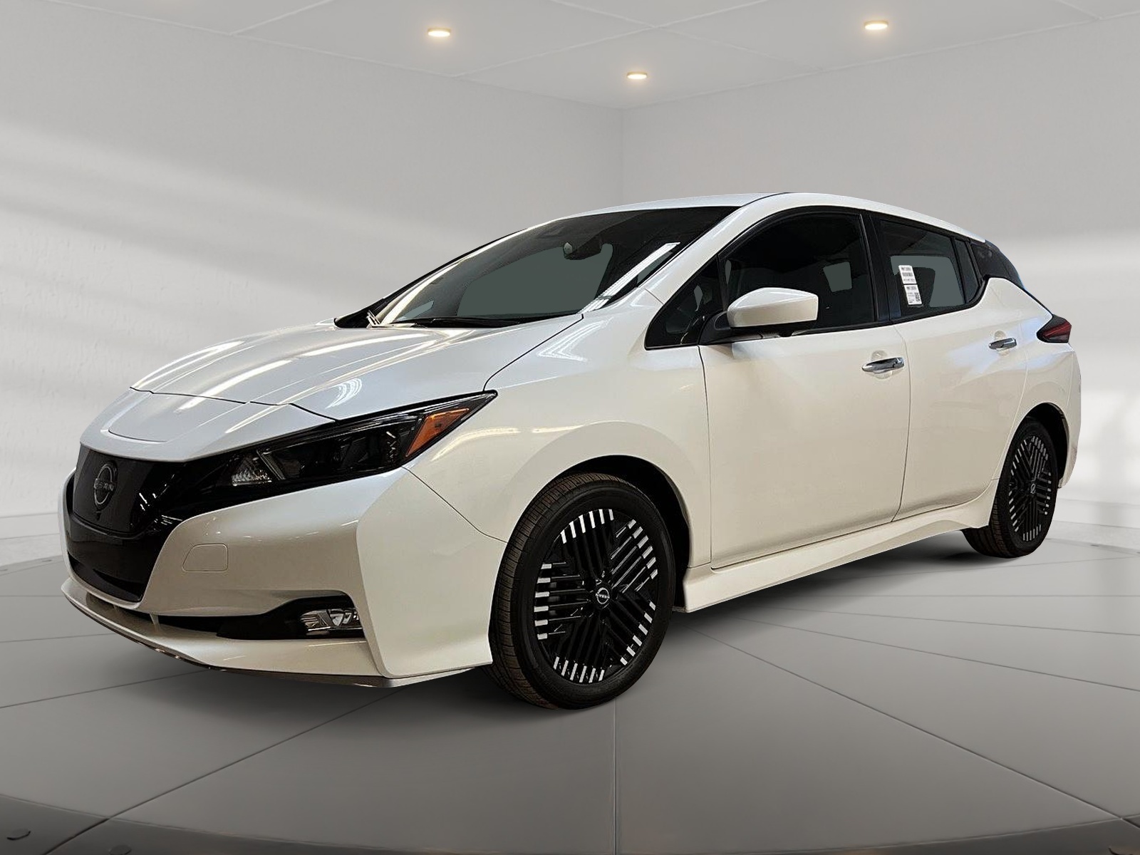 Nissan Leaf SV PLUS NAV 2024 - image #1