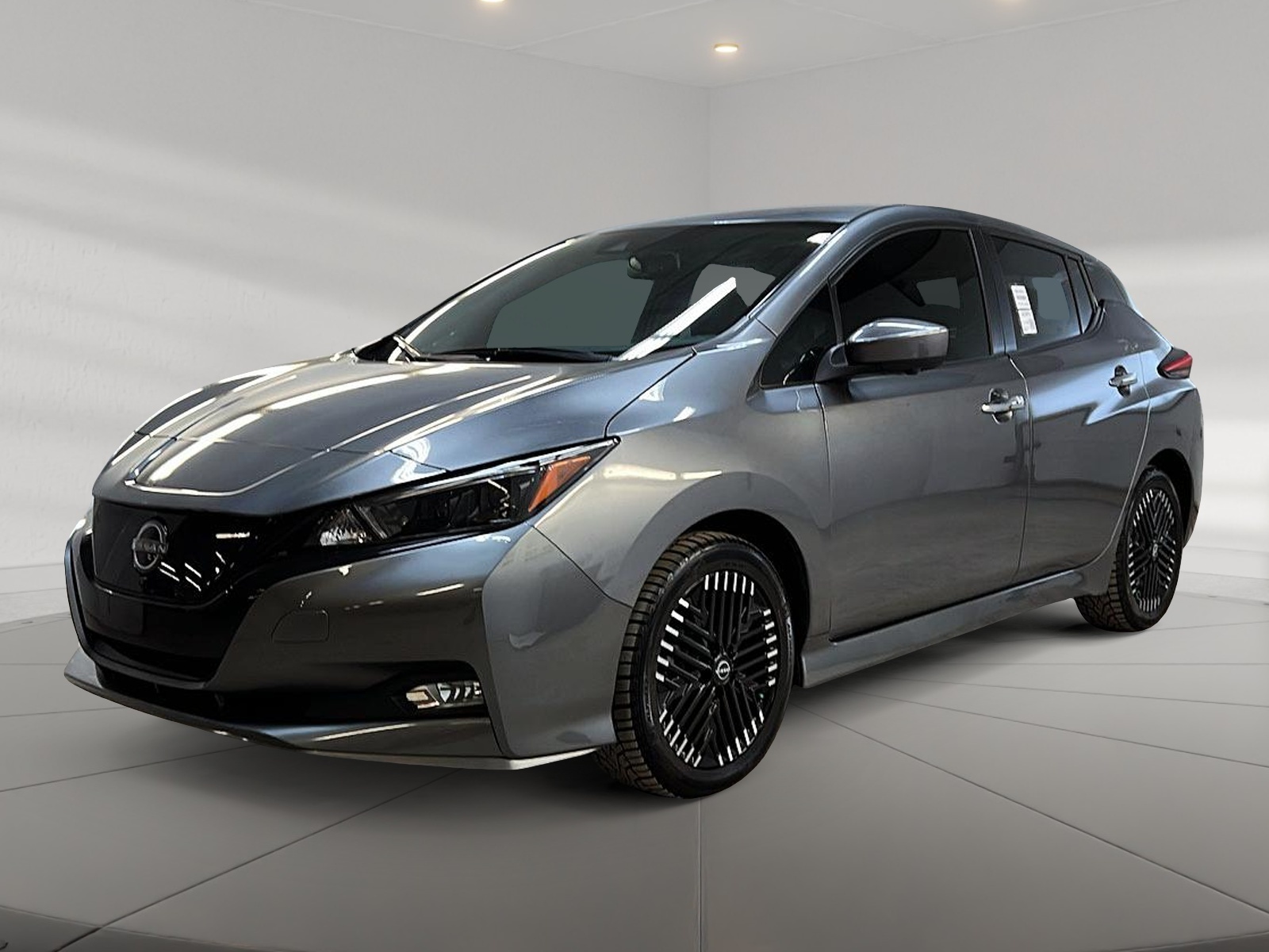 Nissan Leaf SV PLUS NAV 2024 - image #1