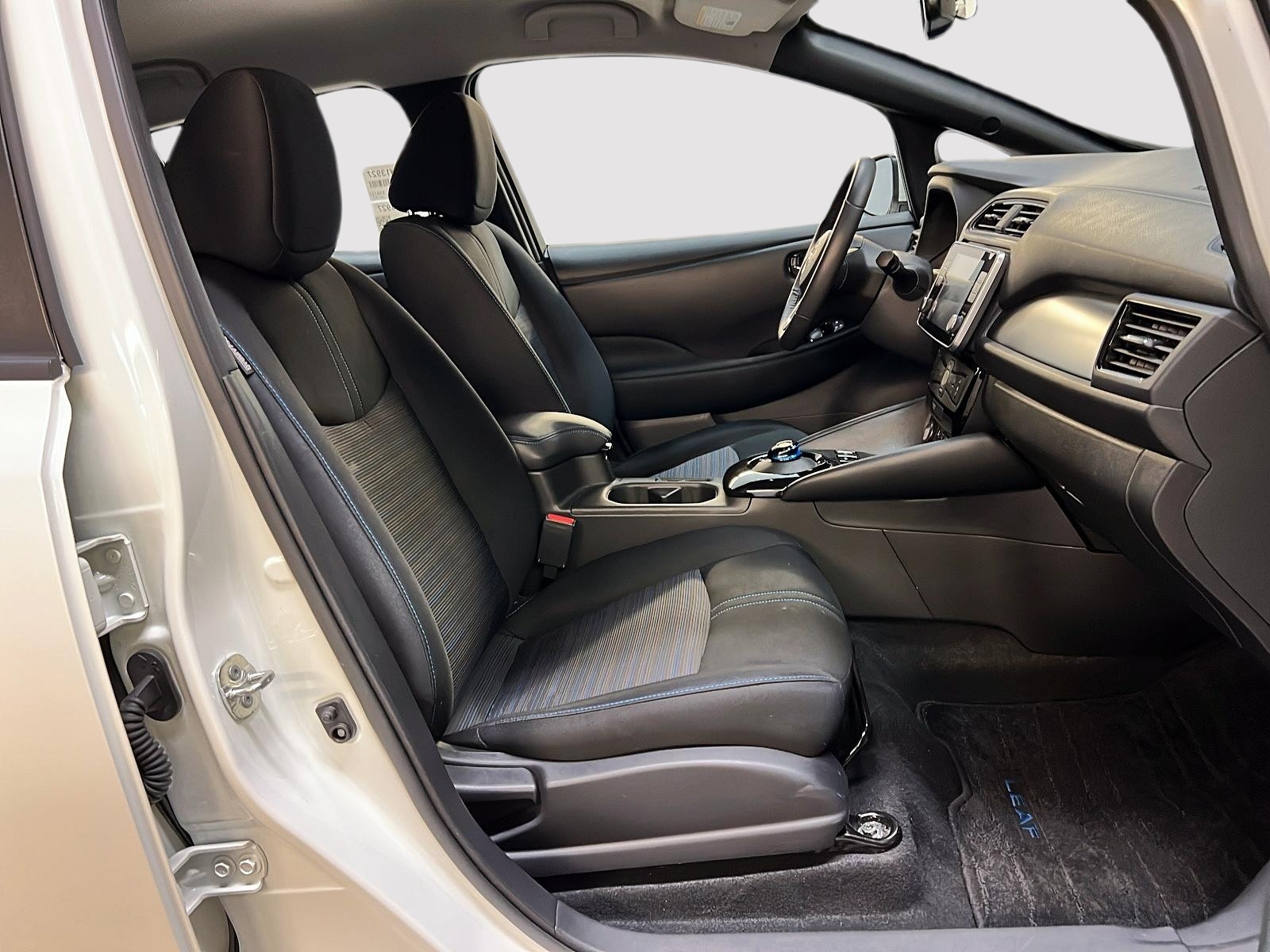 Nissan Leaf SV PLUS NAV 2024 - image #8