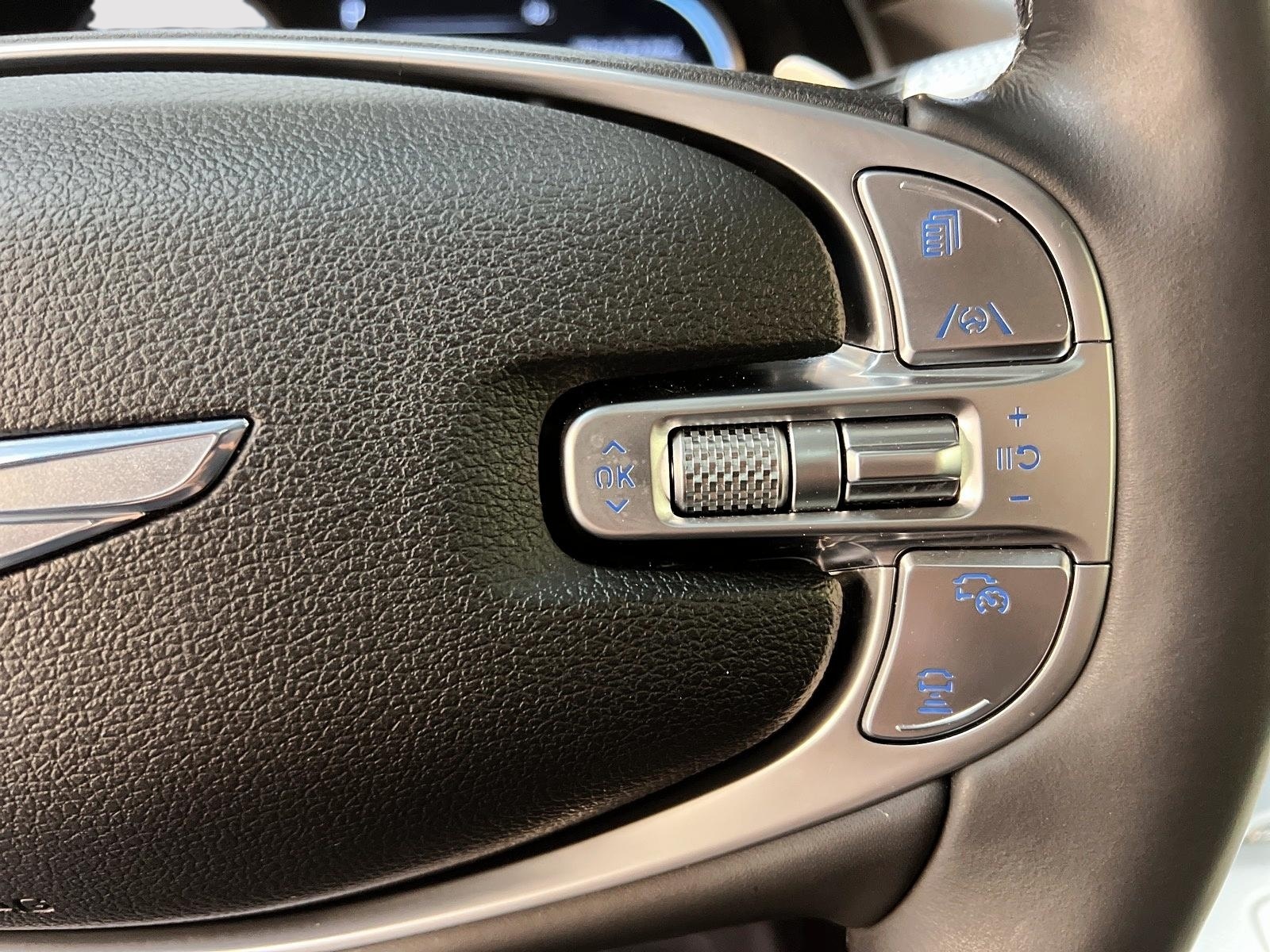 Genesis GV80 ADVANCED 2.5T CUIR TOIT PANO NAV 4RM 2023 - image #23