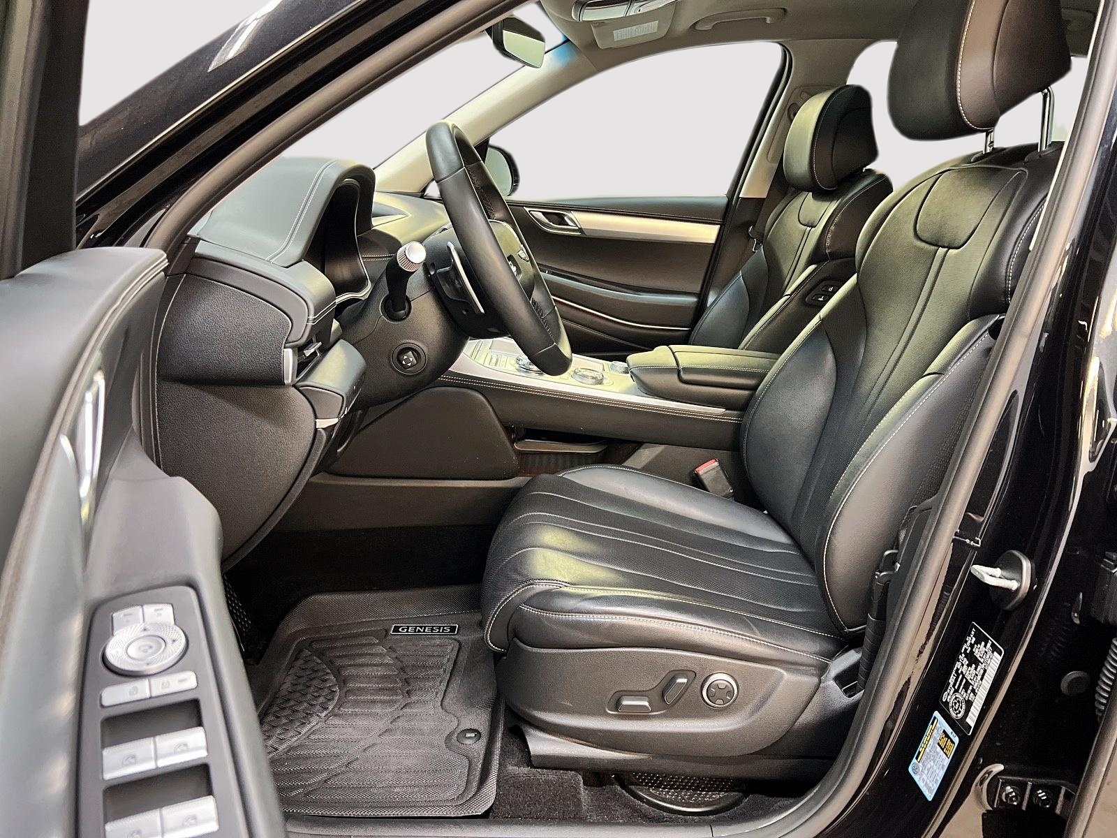 Genesis GV80 ADVANCED 2.5T CUIR TOIT PANO NAV 4RM 2023 - image #7