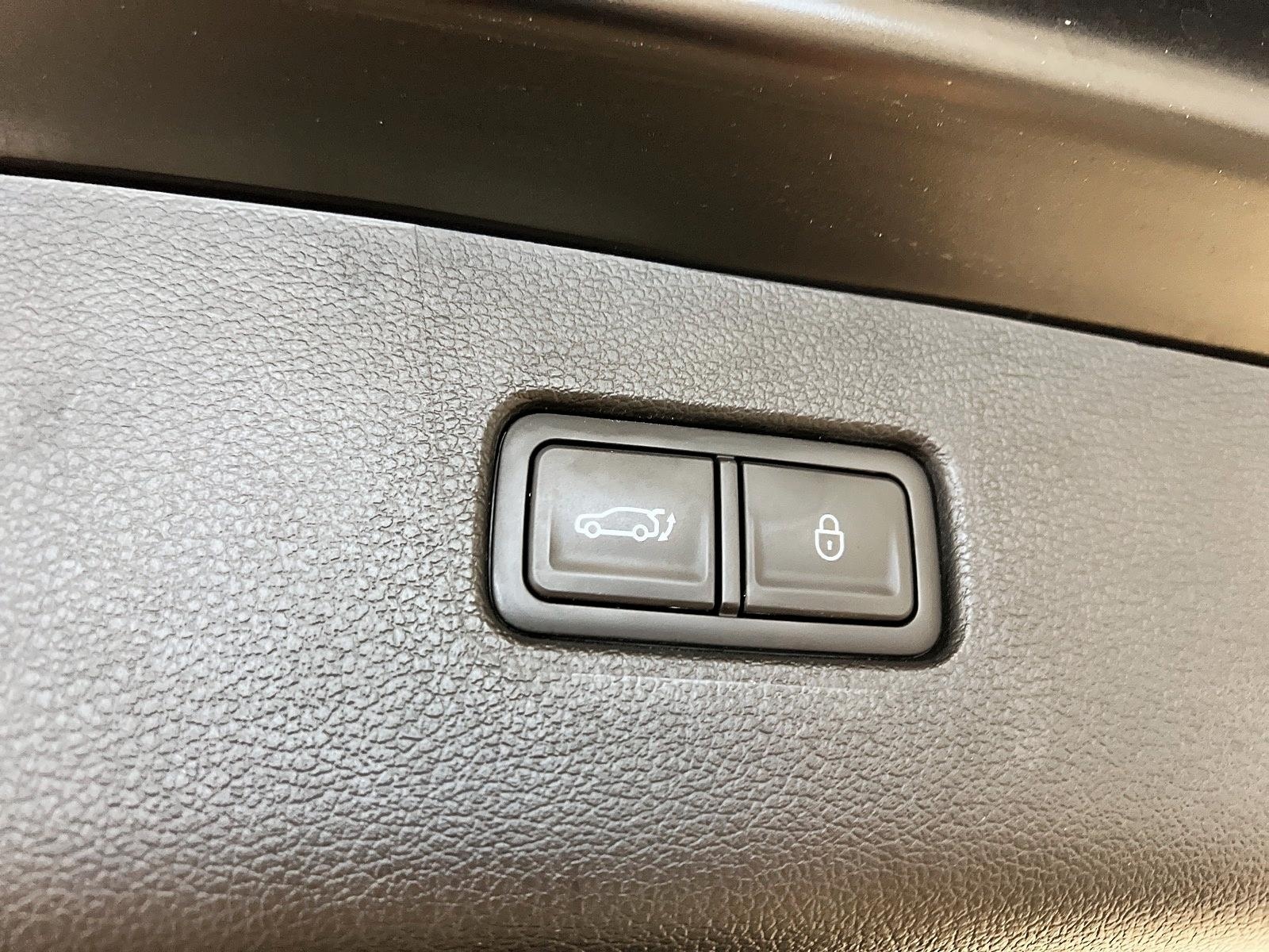 Genesis GV80 ADVANCED 2.5T CUIR TOIT PANO NAV 4RM 2023 - image #16