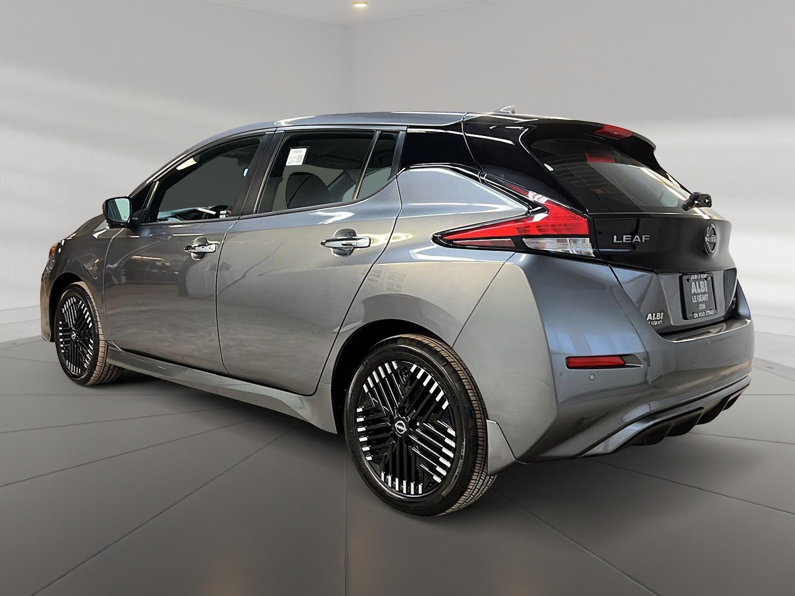 Nissan Leaf SV PLUS NAV 2023 - image #6