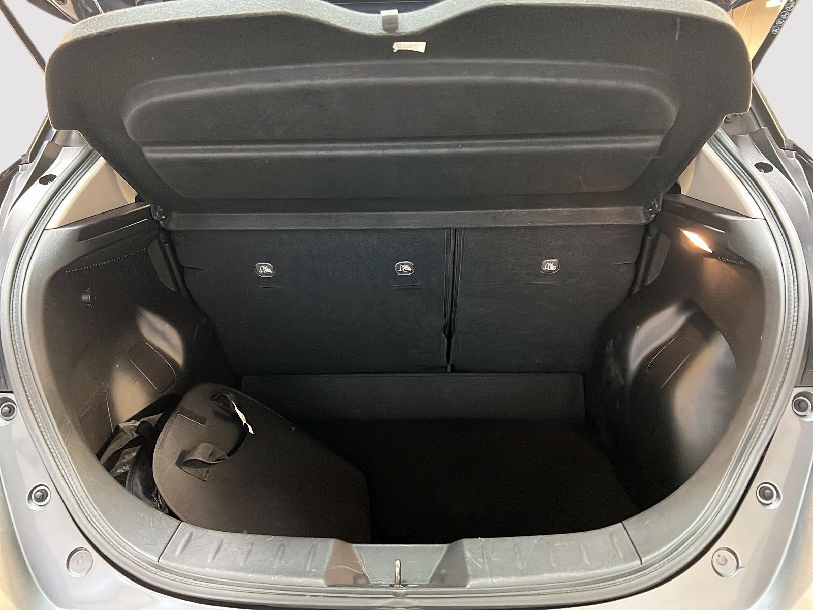 Nissan Leaf SV PLUS NAV 2023 - image #12