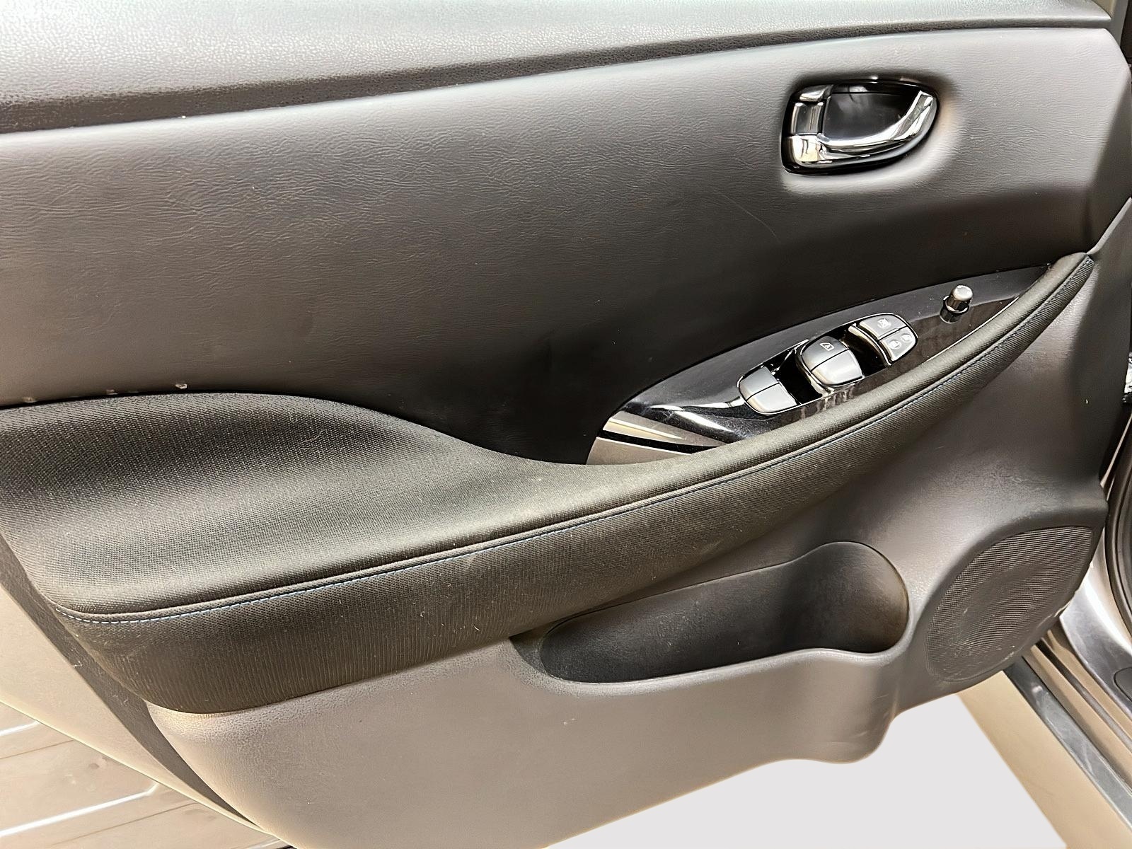 Nissan Leaf SV PLUS NAV 2023 - image #23