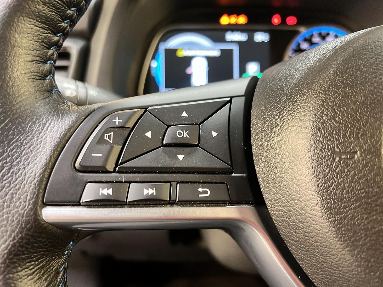 Nissan Leaf SV PLUS NAV 2023 - image #20