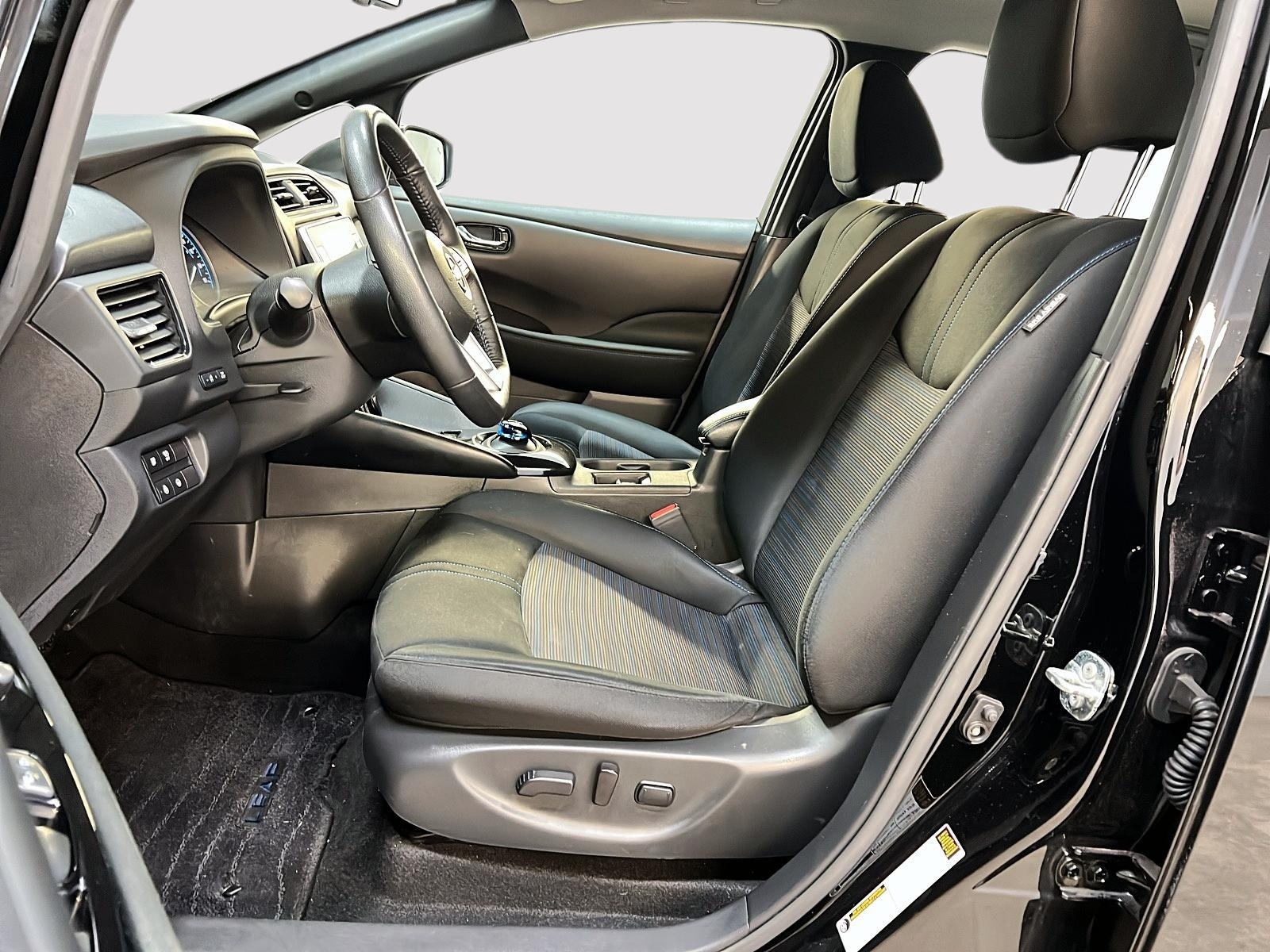 Nissan Leaf SV PLUS NAV 2023 - image #7