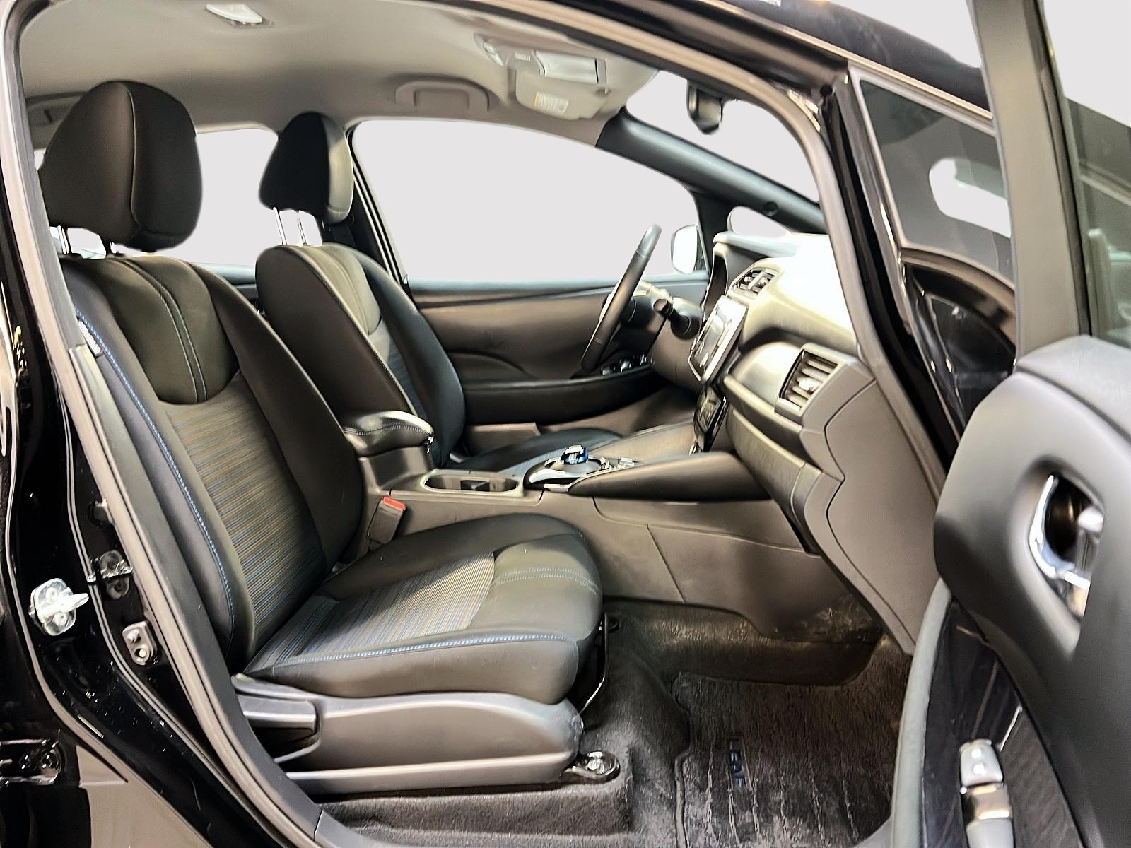 Nissan Leaf SV PLUS NAV 2023 - image #8