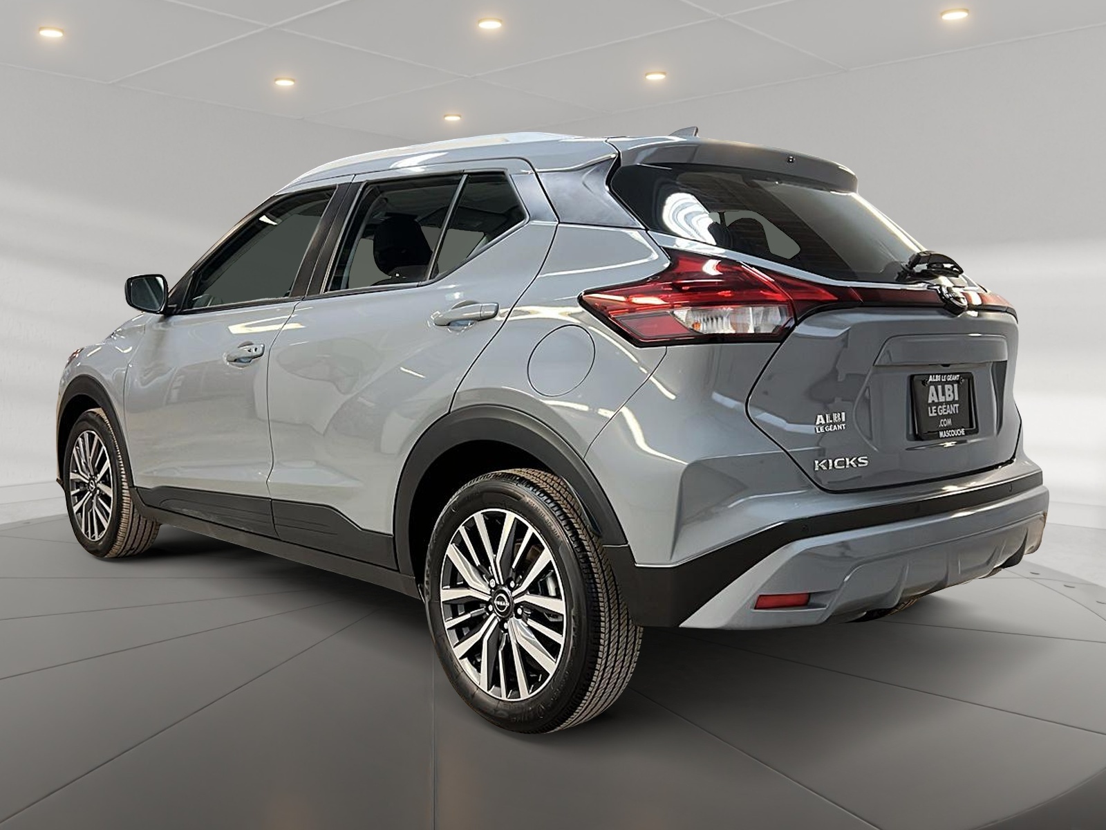Nissan KICKS PLAY SV 2025 — photo 6