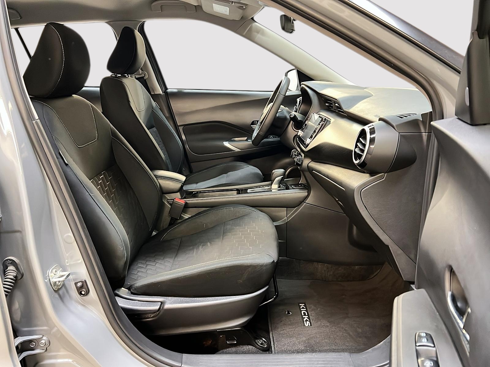 Nissan KICKS PLAY SV 2025 — photo 8