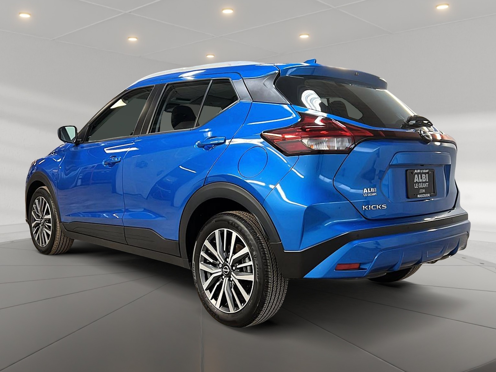 Nissan KICKS PLAY SV 2025 — photo 6
