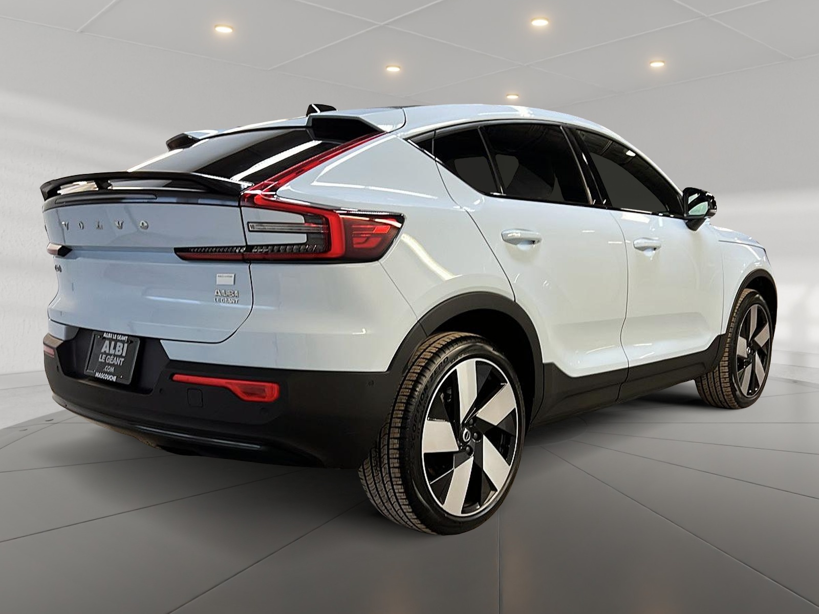 Volvo C40 RECHARGE ULTIMATE NAV 2024 - image #4