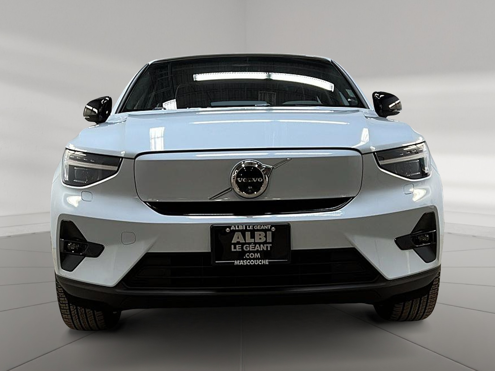 Volvo C40 RECHARGE ULTIMATE NAV 2024 - image #2