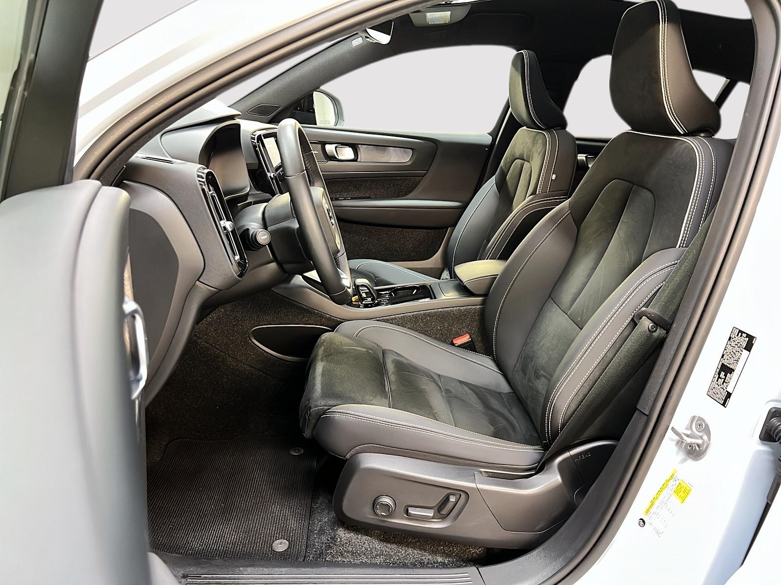 Volvo C40 RECHARGE ULTIMATE NAV 2024 - image #7