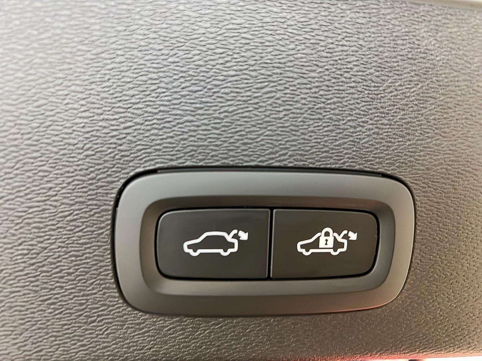 Volvo C40 RECHARGE ULTIMATE NAV 2024 - image #14