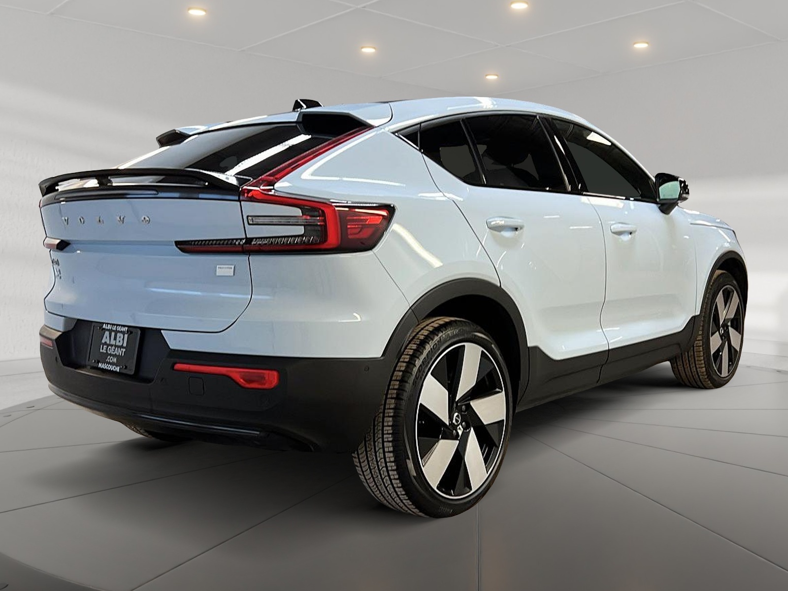 Volvo C40 RECHARGE ULTIMATE NAV 2024 - image #4