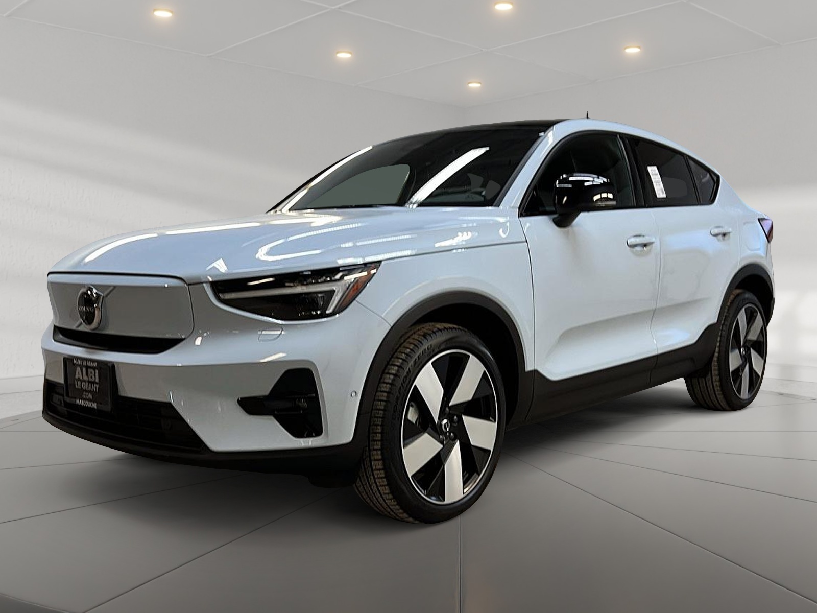 Volvo C40 RECHARGE ULTIMATE NAV 2024 - image #1