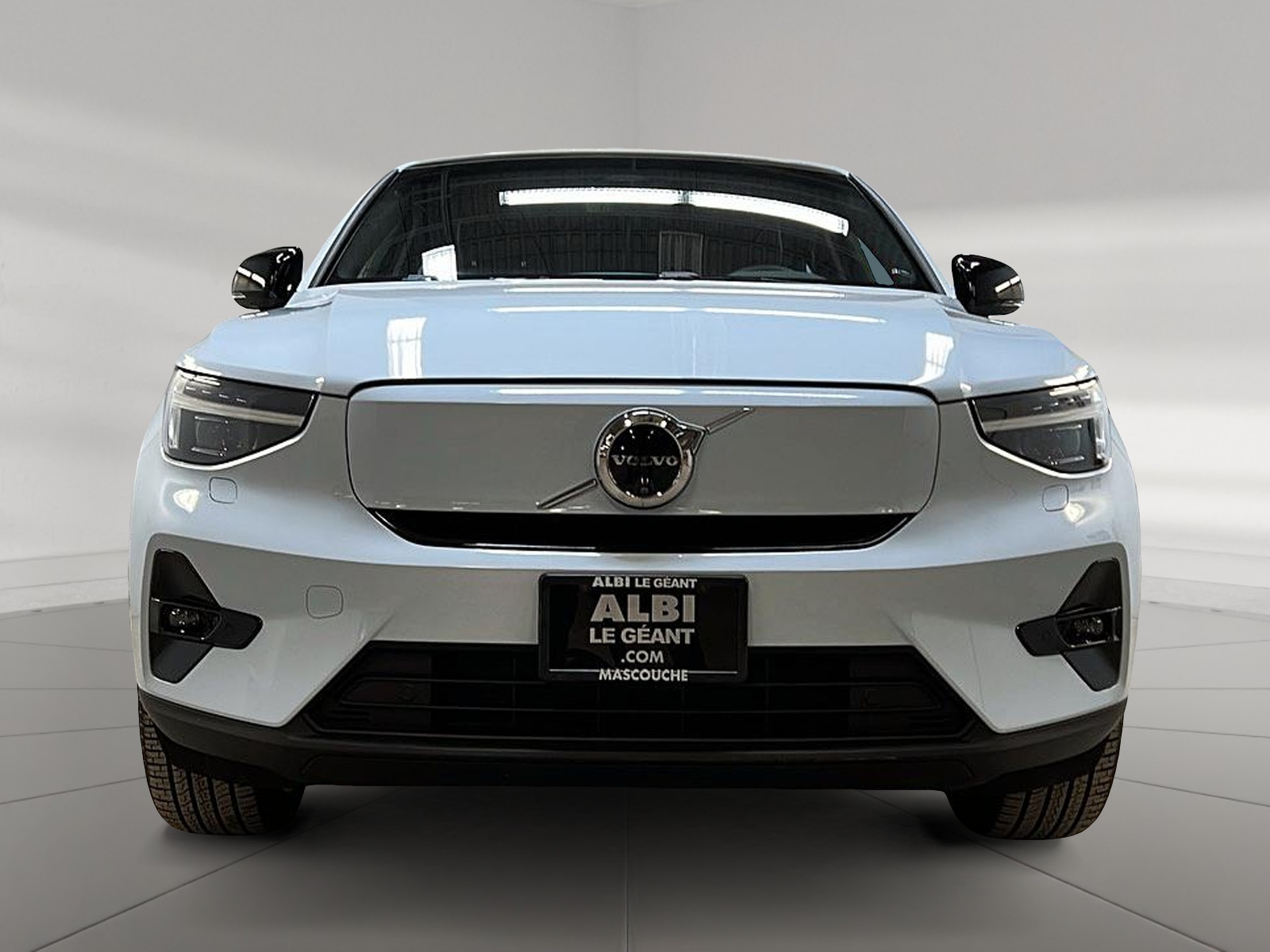 Volvo C40 RECHARGE ULTIMATE NAV 2024 - image #2
