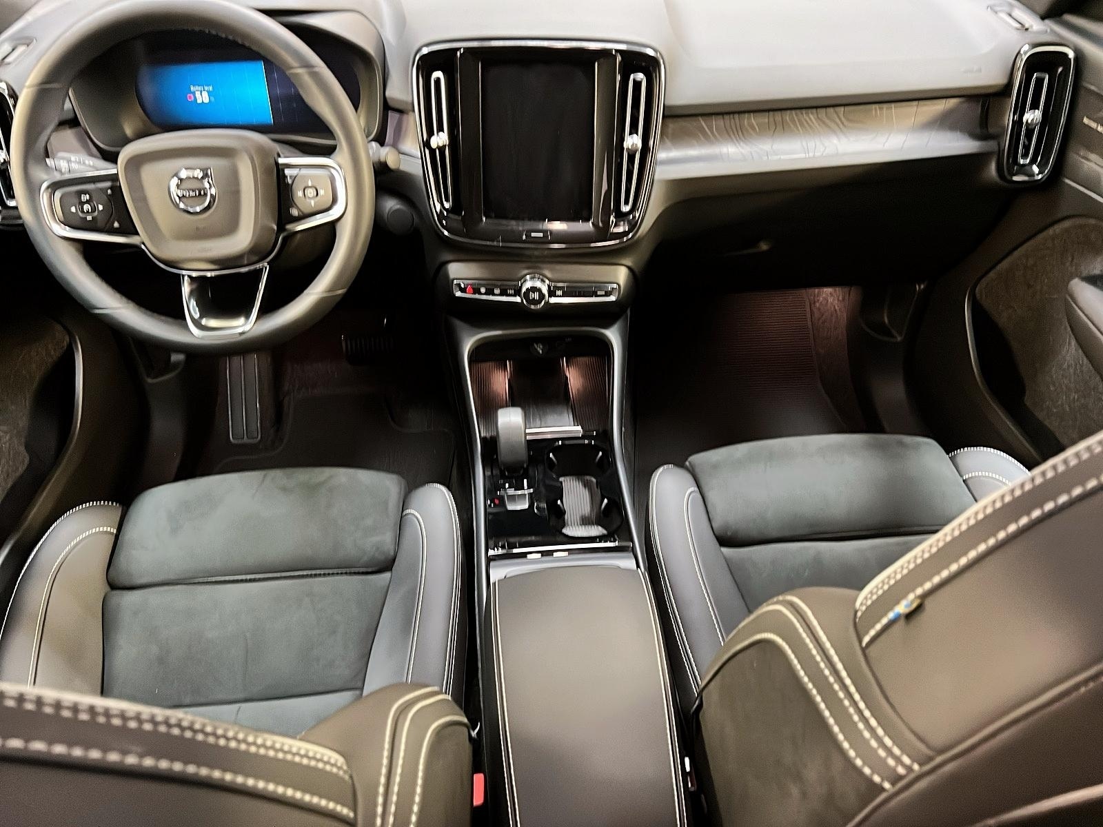 Volvo C40 RECHARGE ULTIMATE NAV 2024 - image #11