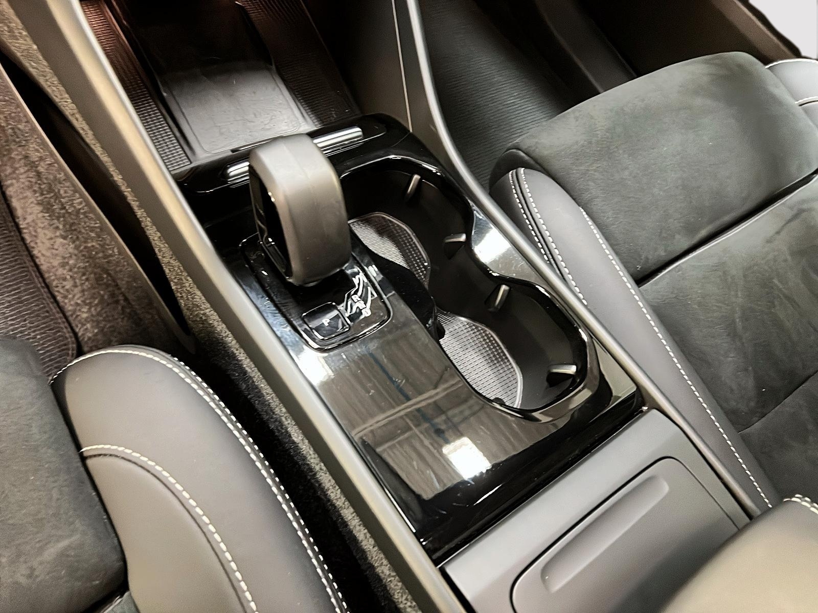 Volvo C40 RECHARGE ULTIMATE NAV 2024 - image #15