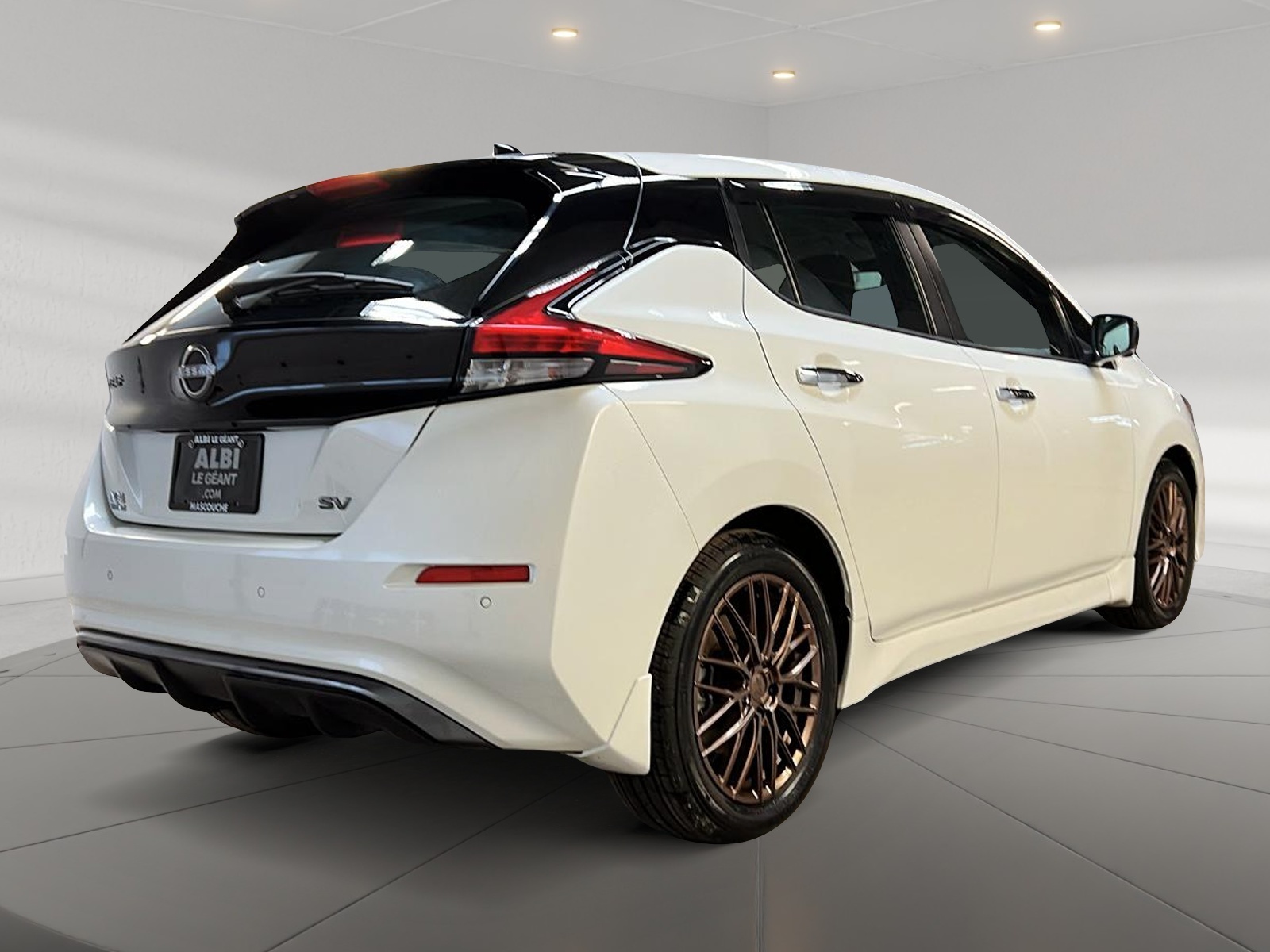 Nissan Leaf SV NAV 2023 - image #4