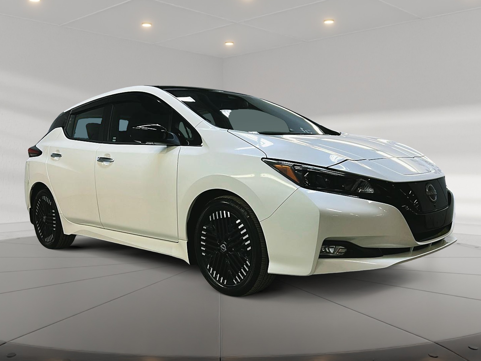 Nissan Leaf SV NAV 2023 - image #3
