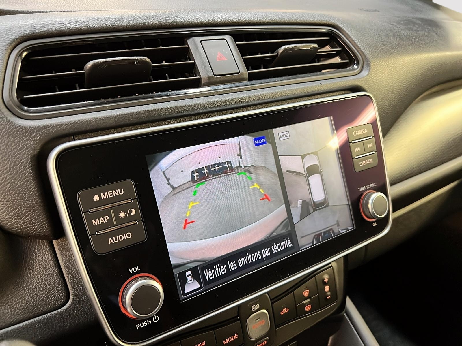 Nissan Leaf SV NAV 2023 - image #16