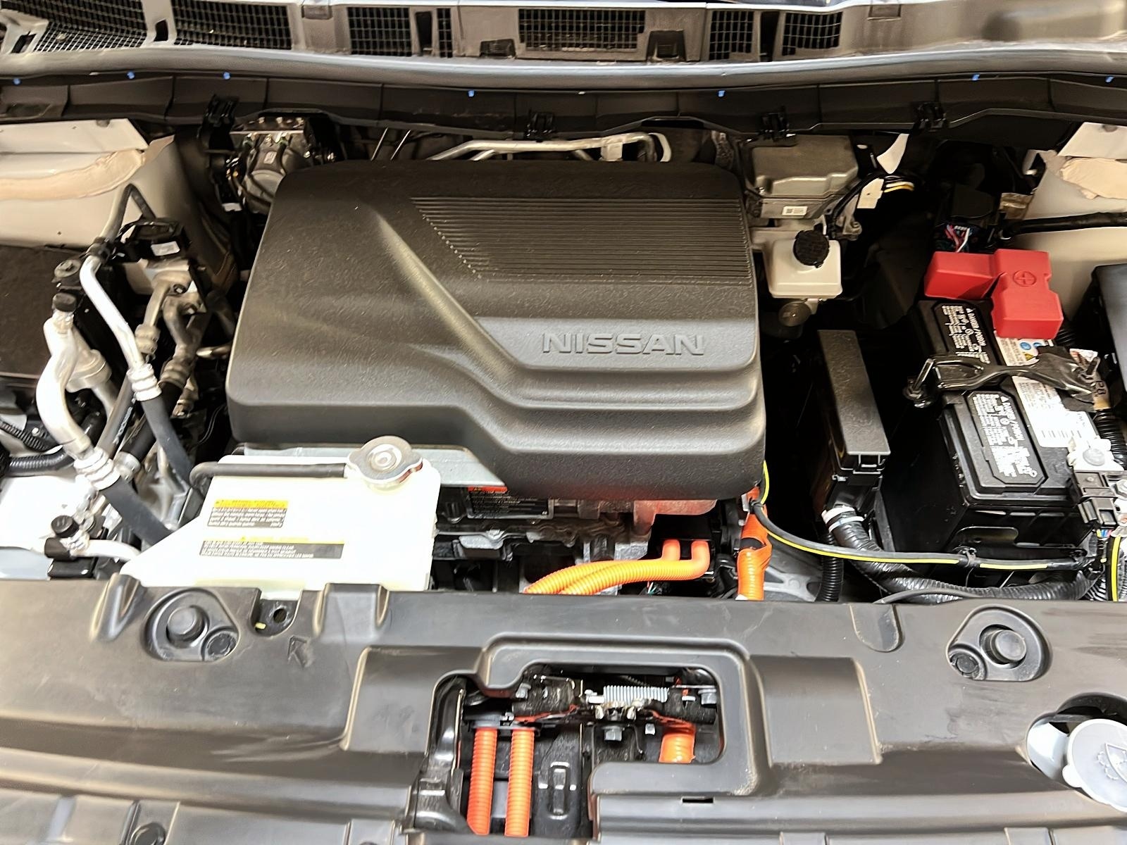 Nissan Leaf SV NAV 2023 - image #11